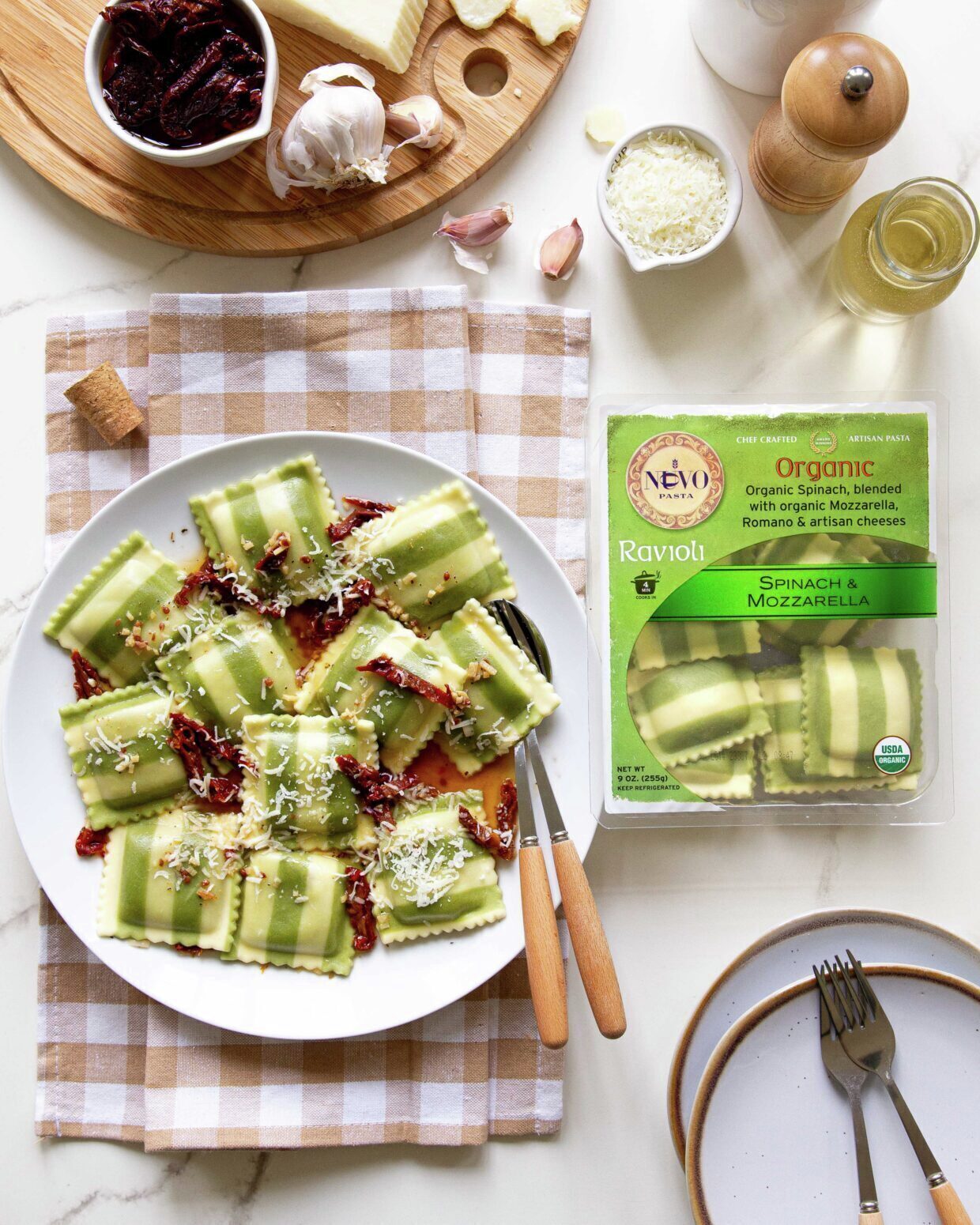 Organic Spinach and Mozzarella Ravioli with Sun-dried Tomato Wine Sauce